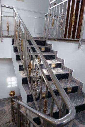 5 bedroom residential property